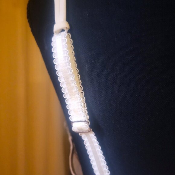 Wacoal Blush & Lace Camisole - Size L (fits like a M) - Picture 6 of 9